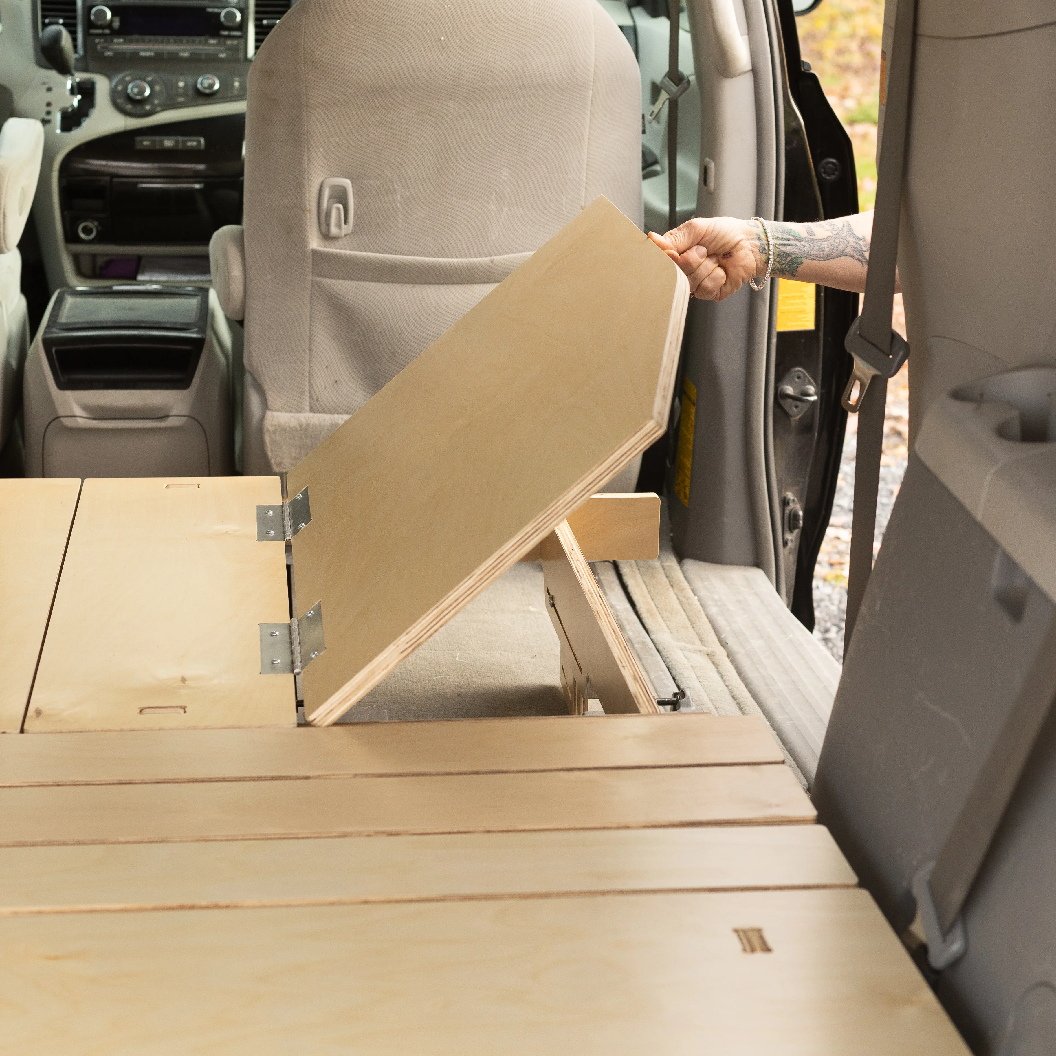 Toyota Sienna Sleeping Platform - Image 3
